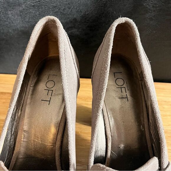 Loft Tan Tassel Heels Size 7.5 - Picture 5 of 11